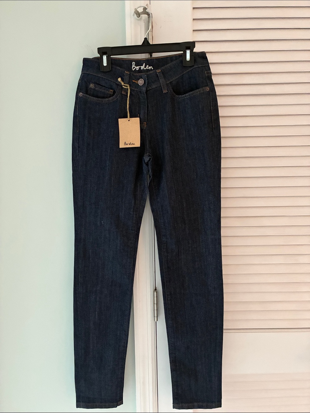 Boden Women's Dark Blue Straight-Leg Jeans. Size 2P. NWT.